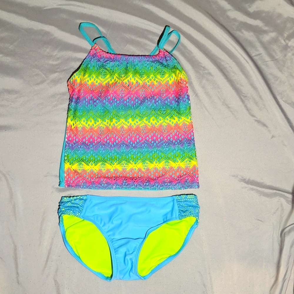 Bathing suit